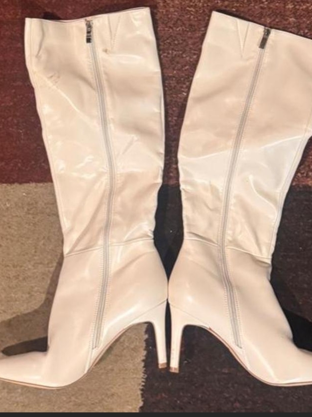 White Knee-High Pointed-Toe Stiletto Boots